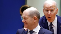 Diketahui, sejumlah pemimpin dunia, di antaranya Presiden AS Joe Biden hingga Presiden Prancis Emmanuel Macron berkumpul di markas besar NATO yang berada di kawasan Brussel, Belgia, untuk membahas sejumlah hal, salah satunya terkait invasi Rusia ke Ukraina, Kamis (24/3/2022). AP Photo/Olivier Matthys.