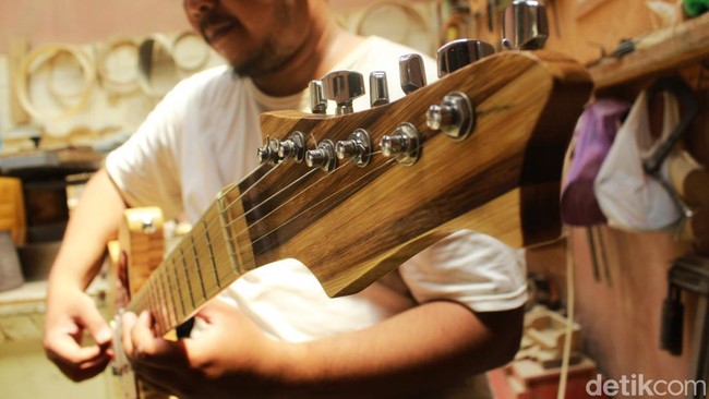 Lagu-lagu dengan Chord Dasar, Cocok untuk Belajar Gitar