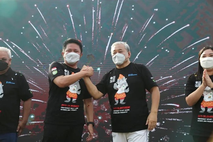 Gubernur Sumsel Herman Deru melakukan launching 100 hari menuju Festival Olahraga Rekreasi Masyarakat Nasional (Fornas) VI yang berlangsung pada Juli 2022 di Sumatera Selatan.