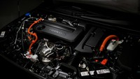 New Honda Civic e:HEC ini mengusung dapur pacu hybrid yang menggabungkan antara mesin berbahan bakar fosil DOHC, 4 silinder segaris, 2.000 cc direct injection Atkinson-Cycle dengan motor listrik bertenaga baterai. Foto: dok. Honda Automobile Thailand