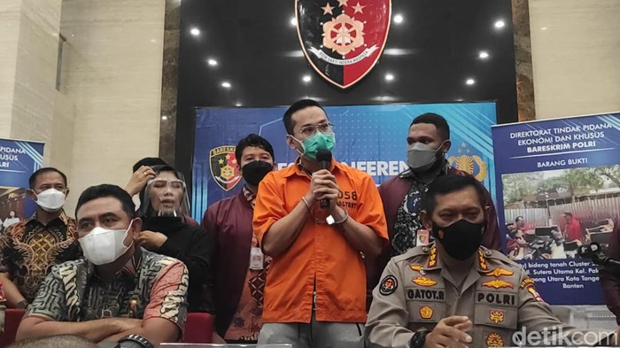 Indra Kenz minta maaf