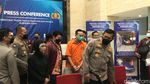 Berbaju Tahanan, Indra Kenz Bayar Mahal Perbuatannya