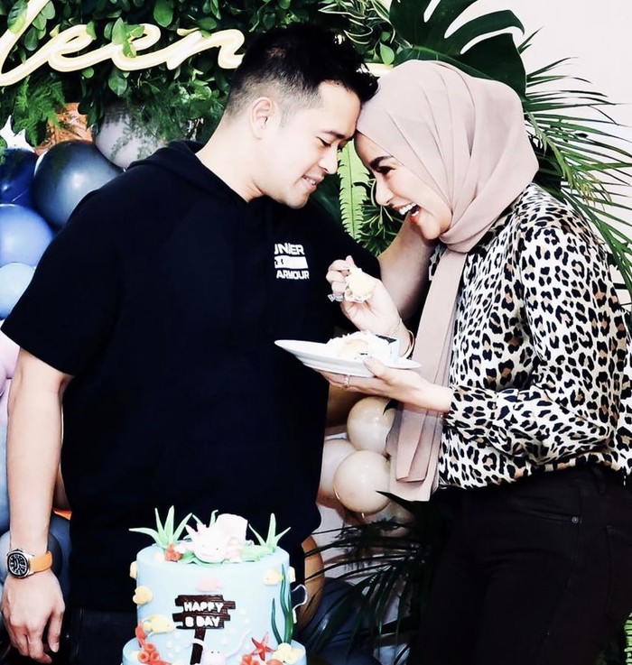 Intip Kebersamaan Olla Ramlan dan Aufar Hutapea Saat Acara Makan Keluarga