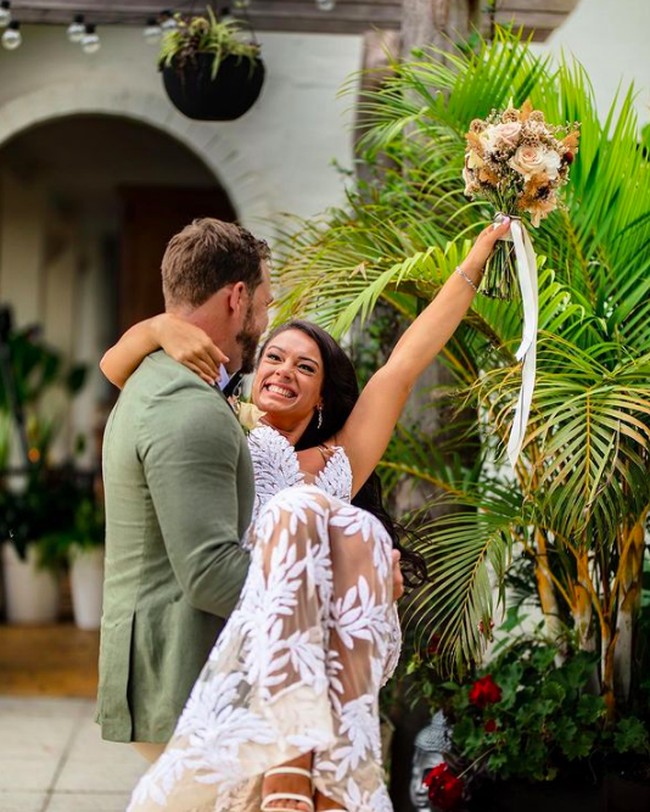 Katy mengaku bahwa awalnya dia memandang miring pekerjaan Robbie. Namun pandangan negatif tersebut sirna ketika dia mulai mengenal Robbie lebih dalam. Foto: Instagram/@robbieoztv