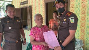 Jaksa Hentikan Kasus Nenek 96 Tahun Tersangka Perusakan Tanaman di Samosir