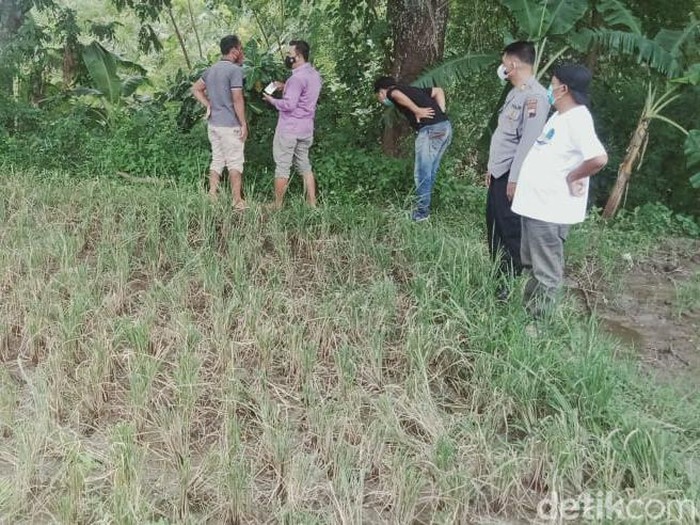 Lokasi penemuan mayat wanita telanjang tanpa identitas di Delanggu, Klaten (25/3/2022).