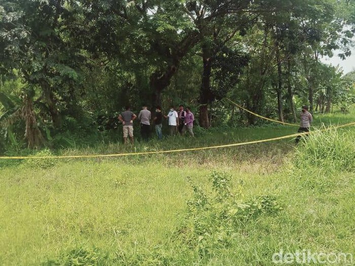 Lokasi penemuan mayat wanita telanjang tanpa identitas di Delanggu, Klaten (25/3/2022).