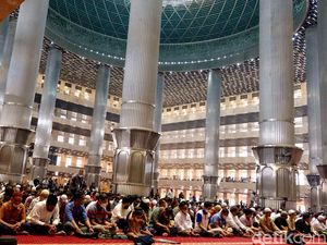 9 Amalan Sunah Sebelum Salat Jumat, Laki-laki Muslim Wajib Tahu!