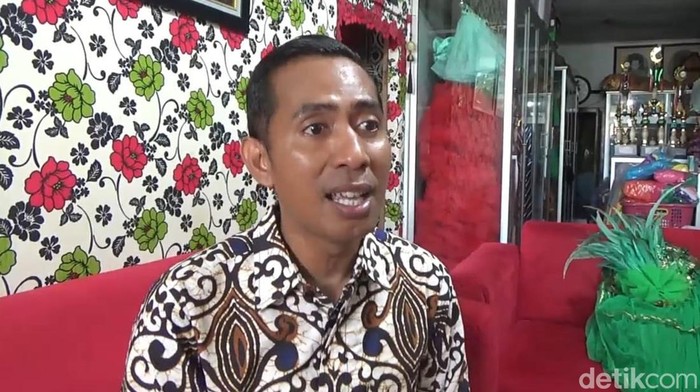 Pak Ribut saat memberikan penjelasan tentang video penjelasan Kaum Sodom yang viral di TikTok