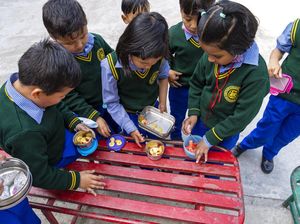 Potret Anak-anak Tibet di Pengasingan Bisa Kembali Bersekolah