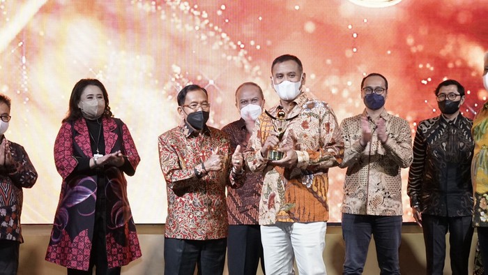 PT Pupuk Kalimantan Timur (PKT) mencatatkan laba setelah pajak senilai R p6,17 triliun di tahun 2021. Perolehan laba tersebut merupakan yang tertinggi sepanjang sejarah berdirinya perusahaan BUMN itu.