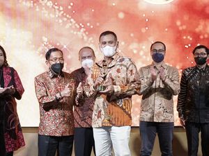 Dirut Pupuk Kaltim Rahmad Pribadi Jadi CEO Terbaik Anak Usaha BUMN