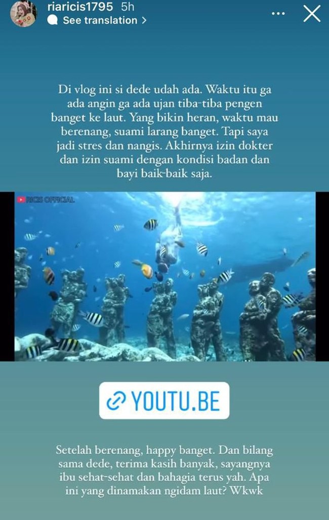 Ricis juga sempat melakukan diving ketika dirinya sudah hamil. Ricis menyebut bahwa itu merupakan salah satu ngidamnya yang akhirnya tersampaikan. Tentunya sebelum berenang ke laut Ricis sudah terlebih dahulu meminta izin dari sang suami dan dokter kandungannya. Foto: Instagram