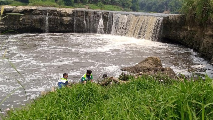 Sungai Cileungsi diduga tercemar limbah (Dok istimewa)