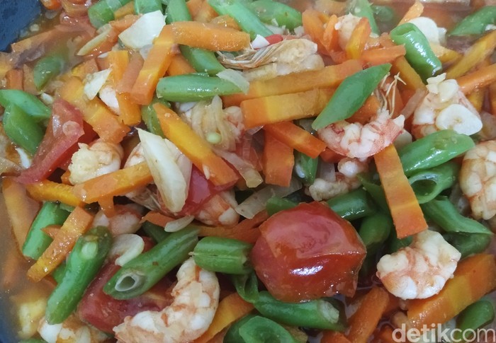 10 Resep Oseng Praktis dan Enak, Ada Oseng Kikil hingga Daun Pepaya 10 Resep Oseng Praktis dan Enak, Ada Oseng Kikil hingga Daun Pepaya