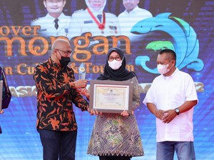 Banyuwangi Rebound Bikin Bupati Ipuk Jadi Tokoh Pemda Inspiratif
