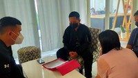 Kini Dea telah ditetapkan sebagai tersangka. sejumlah bukti telah dikantongi penyidik sebelum penetapan Dea menjadi tersangka. Bukti-bukti itu kini telah disita pihak kepolisian. (Foto: dok. Istimewa)