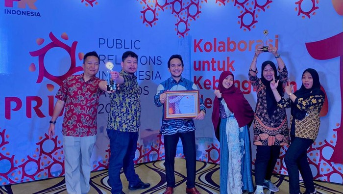 DPMPTSP Provinsi DKI Jakarta Kembali Raih Penghargaan Bergengsi Pemerintah Provinsi DKI Jakarta melalui Dinas Penanaman Modal dan Pelayanan Terpadu Satu Pintu (DPMPTSP) Provinsi DKI Jakarta kembali mendapatkan penghargaan bergengsi tingkat nasional dalam Kompetisi Kinerja Komunikasi/Kehumasan paling Komprehensif di Indonesia, Public Relations Indonesia Awards (PRIA) 2022.