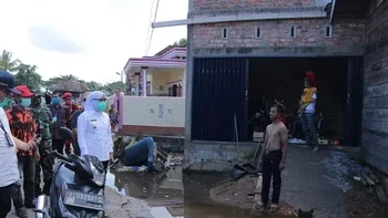 Seolah dua gambar menjadi satu. Foto: reddit.com/confusing_perspective
