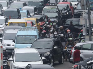 Titik Kemacetan Bandung Saat Akhir Pekan, Pasteur hingga Cimincrang