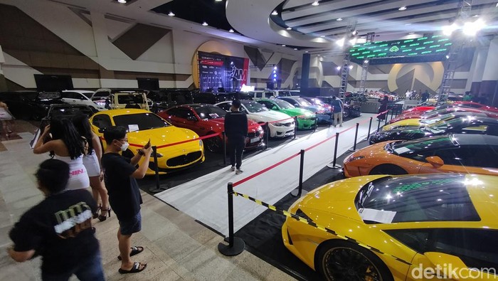 Indonesia Automodified digelar di Surabaya untuk membangkitkan spirit modifkator