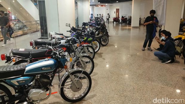 Indonesia Automodified digelar di Surabaya untuk membangkitkan spirit modifkator