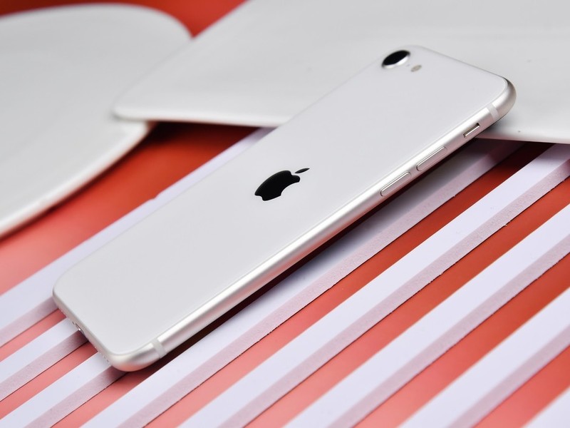 iPhone SE 2022