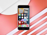 iPhone SE 2022