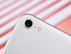 Lebih dekat iPhone SE 2022, HP 5G Termurah Apple Rp 6 Jutaan