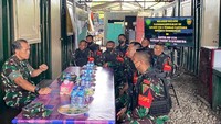 Panglima Komando Gabungan Wilayah Pertahanan (Pangkogabwilhan) III Letjen TNI I Nyoman Cantiasa, S.E., M.Tr.(Han) mendatangi pos-pos pasukan terdepan yang sedang melaksanakan tugas Pembinaan Teritorial (Binter) dan Komunikasi Sosial (Komsos) dalam rangka percepatan pembangunan dan sekaligus memberikan keamanan di masyarakat Kali ini Jenderal Bintang tiga ini datang untuk bertatap muka langsung dengan para prajuritnya untuk mendengar dan sekaligus memberikan pengarahan kepada para Komandan Satuan (Dansat) Wilayah TNI yang ada di wilayah Mimika, bertempat di Mako Brigif 20/IJK Timika, Mimika Papua, Senin (21/3/2022).
