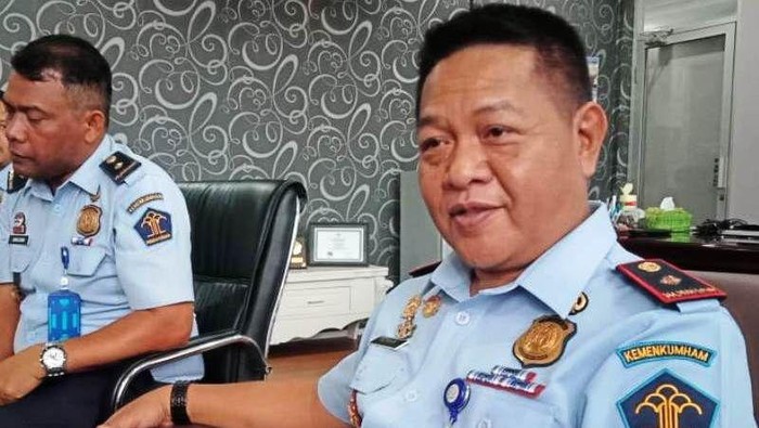 Kepala Kantor Imigrasi Kelas II Non TPI Meulaboh Aceh Barat Azhar