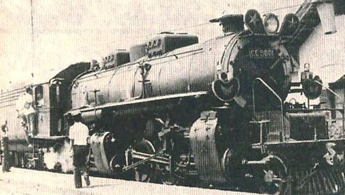 Kereta api si Gombar.