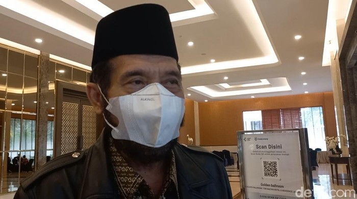 Ketua MK Anwar Usman usai menghadiri acara pelantikan dan pengukuhan DPP PA GMNI, di The Hotel Sultan & Residence, Jl Gatot Subroto, Jakarta Pusat.