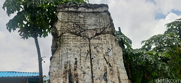 Kini, Dusun Legetang tinggal nama, dikenang dengan sebuah tugu beton setinggi 10 meter. Tugu yang berdiri tegak di tengah ladang kentang milik warga itu sebagai penanda pernah terjadi bencana yang luar biasa.