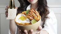 Mangkokku menghadirkan menu istimewa khas negara tetangga Thailand dengan sentuhan cita rasa Nusantara, yaitu Menu Bangkok Seafood Delights yang bisa dinikmati oleh pecinta kuliner Indonesia di seluruh outlet Mangkokku mulai Jumat (25/4) bertepatan dengan menyambut bulan suci Ramadhan.