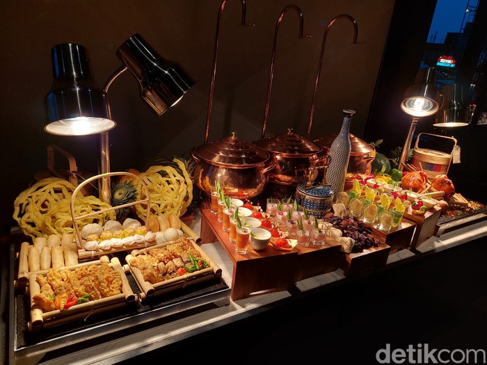 Menu berbuka bertema Peranakan di Episode Hotel Gading Serpong