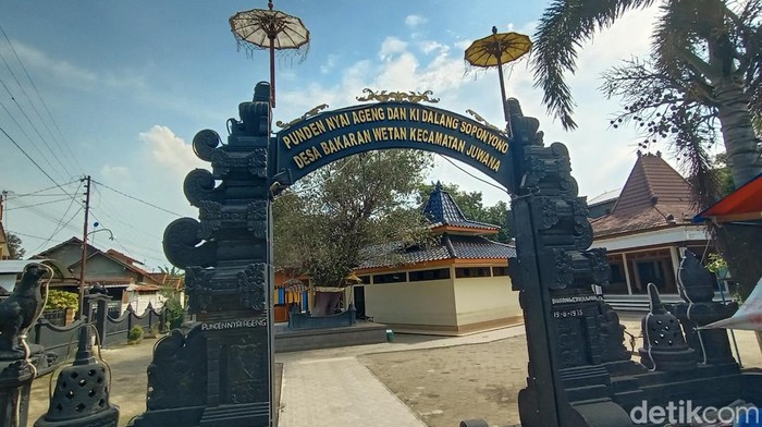 Petilasan Ki Dalang Soponyono di Desa Bakaran Wetan, Juwana, Pati, Jumat (25/3/2022).