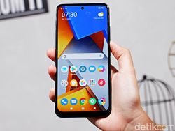 Unboxing Poco M4 Pro, Siap Ramaikan Pasar HP Menengah Indonesia