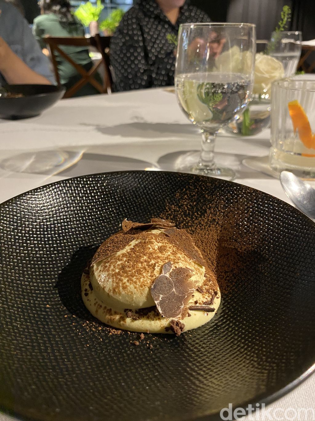 MAURI Restaurant, Restoran Fine Dining Terbaik Ke-6 di Asia Ikut Program Kitchen Takeover MODENA