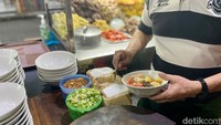 Resep yang digunakan oleh Gatot merupakan resep keluarga. Itu dipakai ketika ia mulai berbisnis dengan rekannya hingga akhirnya memutuskan untuk buka sendiri. Foto: detikcom
