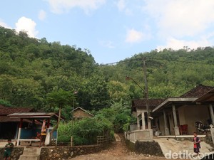 Fenomena Langka! Matahari di Dusun Wotawati Yogyakarta Terbit Jam 8 Pagi, Kok Bisa?