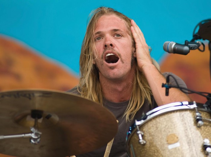 LONDON, ENGLAND - JULY 02:  Taylor Hawkins performs live with his band Taylor Hawkins and the Coattail Riders on the Main Stage during the Wireless Festival in Hyde Park on July 2, 2010 in London, England.  (Photo by Ian Gavan/Getty Images)