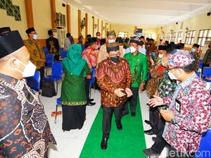 Wamenag Serukan Moderasi Beragama di Tengah Masyarakat Banyuwangi