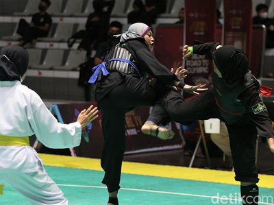 Aksi Pendekar Silat Unjuk Gigi di Kejurnas Pagar Nusa