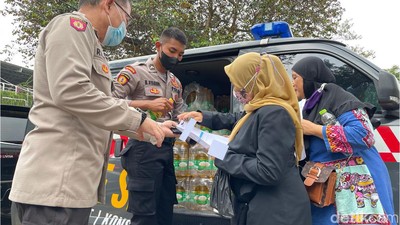 Asyik! Booster di Sini Dapat Minyak Goreng, Begini Caranya