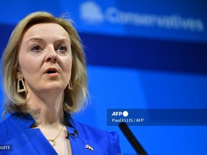 Pidato Perdana PM Inggris Liz Truss, Puji Boris Johnson