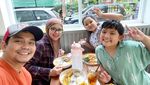Momen Hangat Indra Bekti yang Selalu Makan Bersama Keluarga