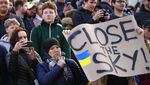 Ini yang dilakukan Biden Saat Bertemu Pengungsi Ukraina di Polandia