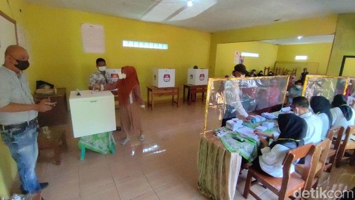 Pelaksanaan Pilkades di Ciamis.