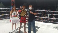 Rizki Nurohman Menang KO atas Mega Dragon